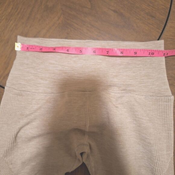 Alphalete aero leggings small - Picture 4 of 7